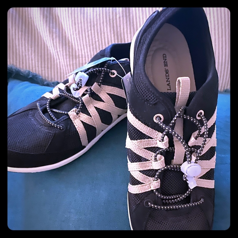 Water shoes